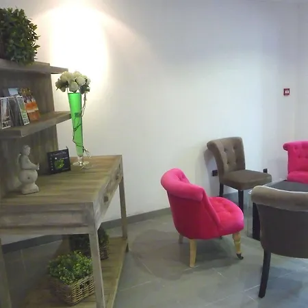 Clos De - Rouen Hotel La Vaupalière